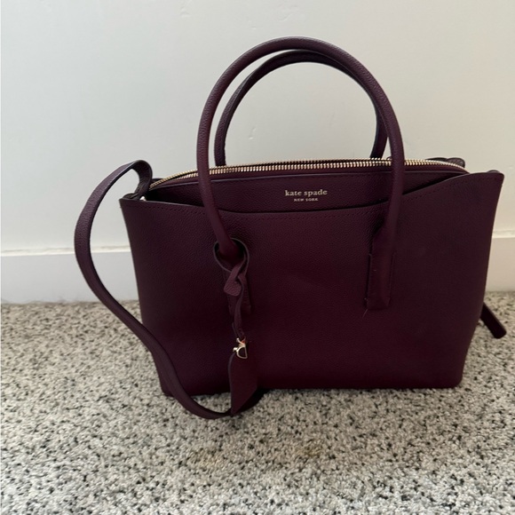 kate spade Handbags - Kate Spade Plum Bag with removable strap EUC
